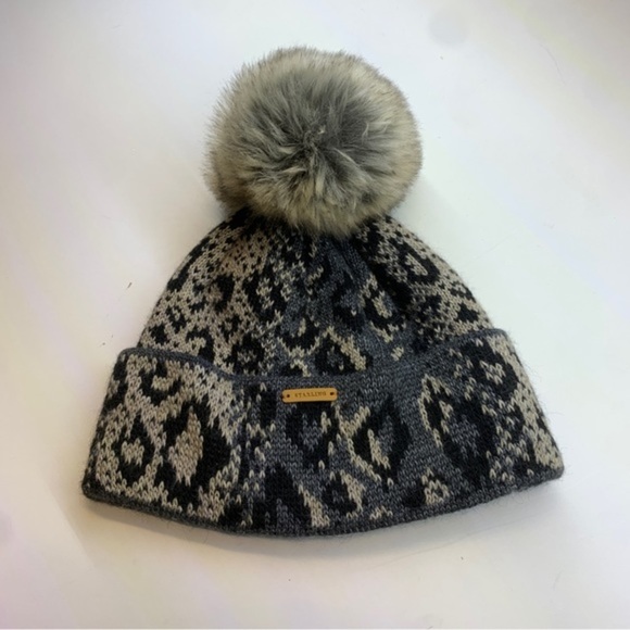 Starling Larissa Accessories - Starling Larissa Beanie - Women's